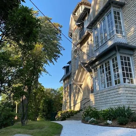 فيلة La Clairiere