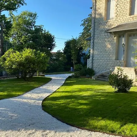 Вилла La Clairiere Руайян